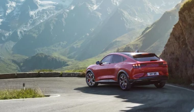 Ford Mustang Mach-E: Το ηλεκτρικό SUV με αυτονομία 600 km (vid)