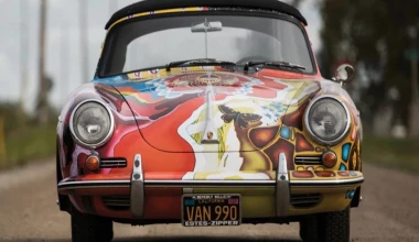 Θρυλικό αυτοκίνητο, θρυλική ιδιοκτήτρια!