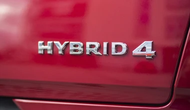 Οδηγούμε το Opel Grandland X Hybrid4 - Ορόσημο