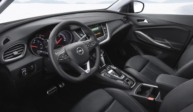 Οδηγούμε το Opel Grandland X Hybrid4 - Ορόσημο