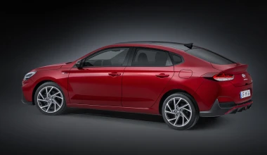Το νέο Hyundai i30 τώρα και σε υβριδική έκδοση