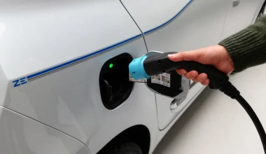 Ο Κωστής Χατζηδάκης αποκλειστικά στο GOCAR για την ηλεκτροκίνηση: Η Ελλάδα θα εφαρμόσει όσα έχουν πετύχει στις άλλες ευρωπαϊκές χώρες