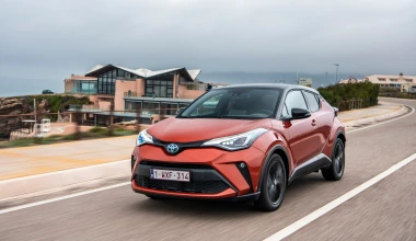 Δοκιμή: Toyota C-HR 2.0 Hybrid – Η ισχυρή εκδοχή! 