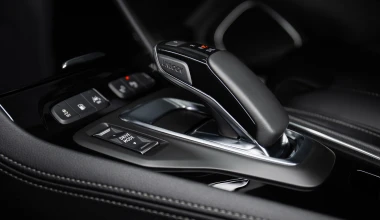 Opel Grandland X HYBRID: Επιβλητικό και Υβριδικό