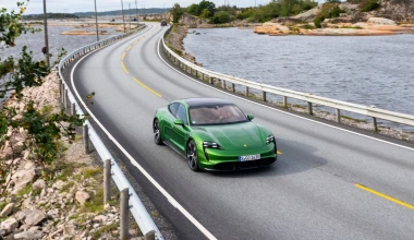 Η Porsche Taycan πήρε δύο βραβεία στο 