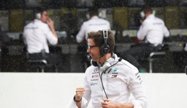 Toto Wolff: Το παιδί που μοίραζε κεριά στους δρόμους της Βιέννης σήμερα είναι ηγέτης στη Formula 1