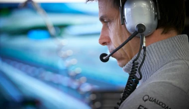 Toto Wolff: Το παιδί που μοίραζε κεριά στους δρόμους της Βιέννης σήμερα είναι ηγέτης στη Formula 1