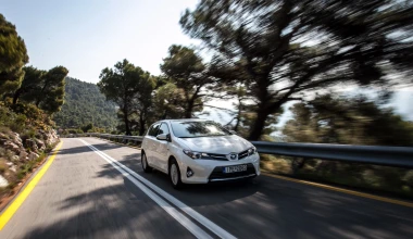Toyota Auris Hybrid