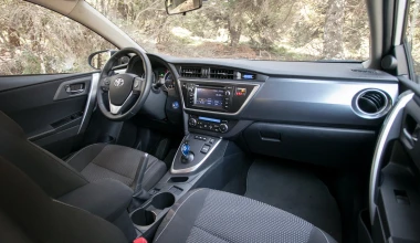 Toyota Auris Hybrid