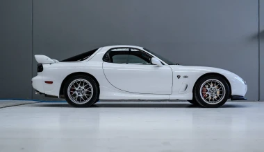 Αυτό το ονειρικό Mazda RX7 ποιος θα το πάρει;