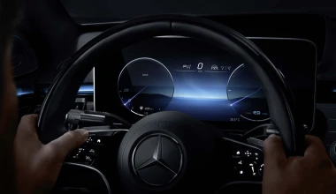 Στη νέα Mercedes-Benz S-Class γίνεται της… οθόνης! (video)