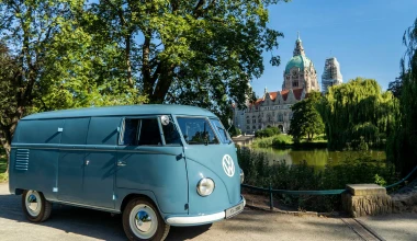 Αυτή είναι η Sofie. Είναι 70 ετών, αλλά πάντα νέα και εντυπωσιακή!