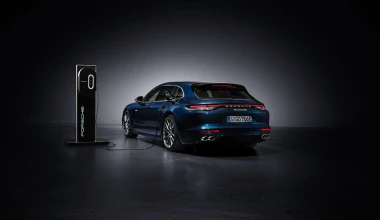 Μάθετε τα πάντα για την ανανεωμένη Porsche Panamera