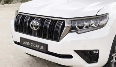 Νέο Toyota Land Cruiser με περισσότερη δύναμη και Black Pack