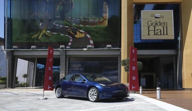 Tesla: Αυτό είναι το πρώτο σημείο πώλησης στην Αθήνα -
Το GOCAR βρέθηκε εκεί (Φωτογραφίες & Βίντεο)