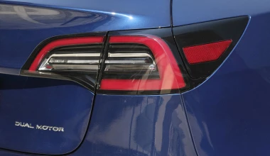 Tesla: Αυτό είναι το πρώτο σημείο πώλησης στην Αθήνα -
Το GOCAR βρέθηκε εκεί (Φωτογραφίες & Βίντεο)