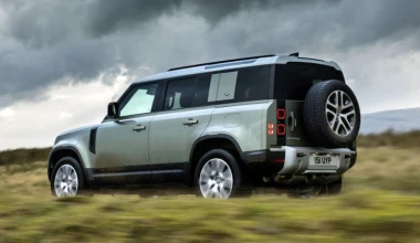 Land Rover Defender P400e: Το σκληροτράχηλο off roader αποκτά plug-in hybrid έκδοση