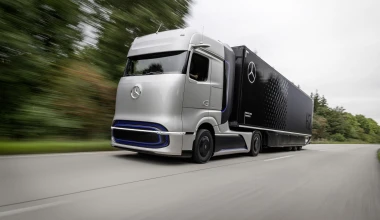 Η τεχνολογία που εξασφαλίζει σε φορτηγό της Mercedes-Benz αυτονομία 1.000 km! (Video)