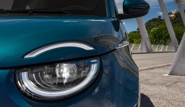 Οδηγούμε στην Ιταλία το ηλεκτρικό Fiat 500e