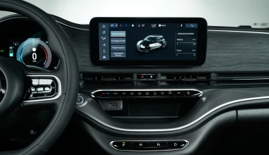 Οδηγούμε στην Ιταλία το ηλεκτρικό Fiat 500e