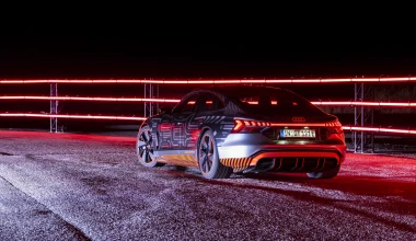 Οδηγούμε το ηλεκτρικό Audi RS e-tron GT των 646 ίππων, στη Ρόδο!