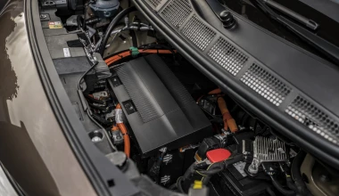 Το Toyota Proace Verso γίνεται ηλεκτρικό με αυτονομία 330 km 