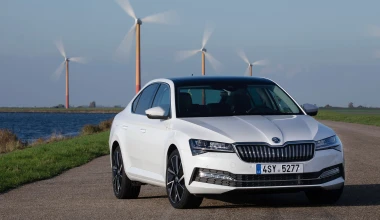 Δοκιμή: Skoda Superb iV - ΥΠΕΡΟΧΗ