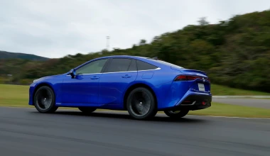 Το νέο Toyota Mirai υδρογόνου με αυτονομία 650 km (video)
