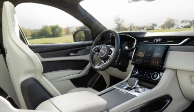 Jaguar F-Pace SVR: Με 550 ίππους! (video)