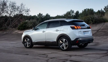 Peugeot 3008 Plug-in Hybrid: Με 300 ίππους και κατανάλωση 1,3 lt/100 km