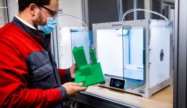 Έναρξη παραγωγής για το σπορ ηλεκτρικό της Audi - Το οδηγήσαμε στη Ρόδο!