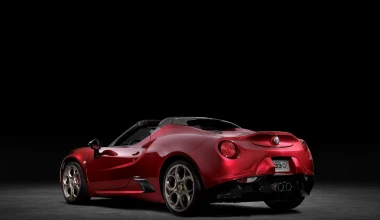 Alfa Romeo 4C αφιερωμένη στην 33 Stradale (+video)