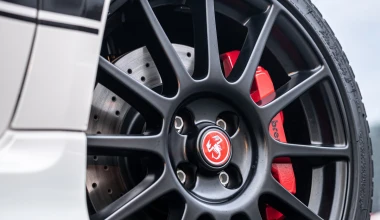 Ανανέωση για την οικογένεια του Abarth 595 (video)
