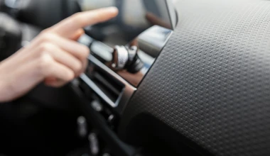 Ήρθε στην Ελλάδα το νέο Citroen C4 C-Cross - Δείτε τις τιμές