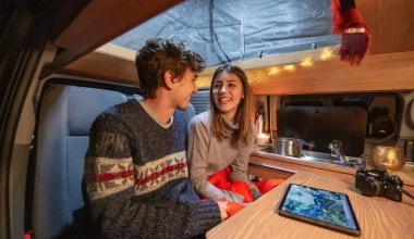 Ένα τροχόσπιτο Nissan e-NV200 για χειμερινές εξορμήσεις! (video)