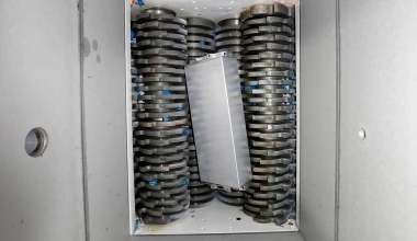 Ξεκίνησε την ανακύκλωση μπαταριών ηλεκτρικών αυτοκινήτων ο Όμιλος Volkswagen