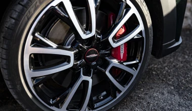 Το MINI John Cooper Works φρεσκάρεται για το 2022