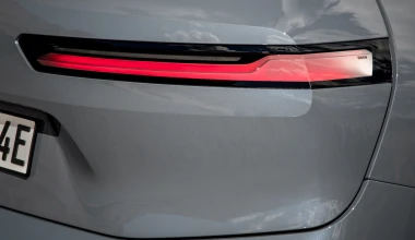 BMW iX: Πλήρης αποκάλυψη για το SAV με τα 630 km αυτονομίας