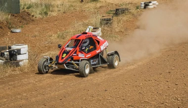 Με το Speedcar 750 στην πίστα Dirt Park: