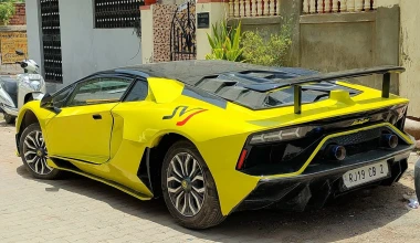 Μάντεψε τι αυτοκίνητο κρύβεται κάτω από αυτή την ψεύτικη Lamborghini