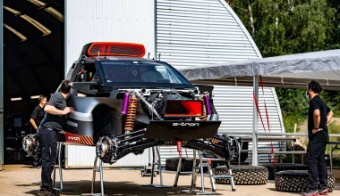 Αυτό είναι το όπλο της Audi για το Dakar! (video)