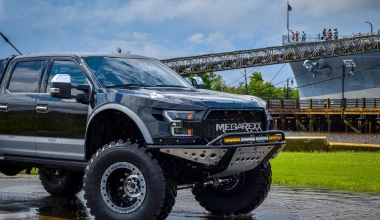 To Ford Raptor δεν σου είναι αρκετό; Δες το MegaRaptor! 