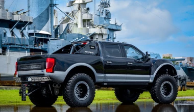 To Ford Raptor δεν σου είναι αρκετό; Δες το MegaRaptor!