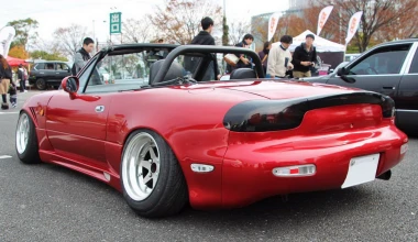 Αυτό είναι το αποτέλεσμα της παντρειάς ενός MX-5 Miata και ενός RX-7! 