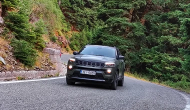 Δοκιμάζουμε το νέο Jeep Compass 4xe Plug-in Hybrid 240 PS