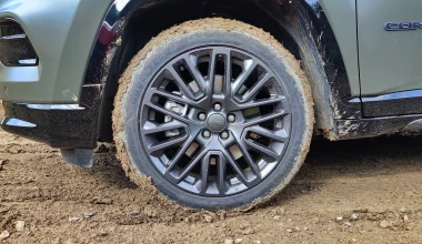 Δοκιμάζουμε το νέο Jeep Compass 4xe Plug-in Hybrid 240 PS