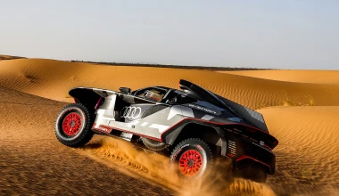 Εξαντλητικές οι δοκιμές του Audi RS Q e-tron στο Μαρόκο, με τις υψηλές θερμοκρασίες και τις αμμοθύελλες να πρωταγωνιστούν