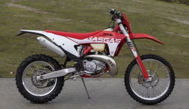Off Road KTM-Husqvarna-GasGas ΜΥ 2022 - Χωματουργικές εργασίες τα 3 αδέρφια 