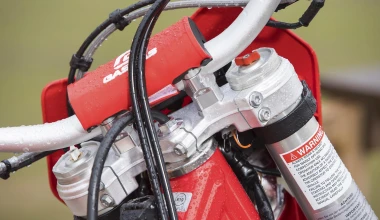 Off Road KTM-Husqvarna-GasGas ΜΥ 2022 - Χωματουργικές εργασίες τα 3 αδέρφια