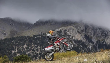 Off Road KTM-Husqvarna-GasGas ΜΥ 2022 - Χωματουργικές εργασίες τα 3 αδέρφια